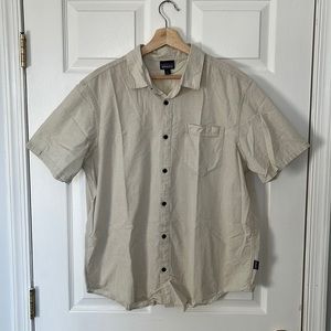 Patagonia Organic Cotton Slub Poplin Short Sleeve Button Down Shirt